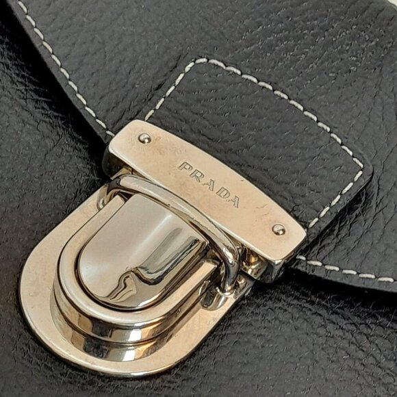 Prada  Vitello Daino Shoulder Bag Black - Picture 3 of 16